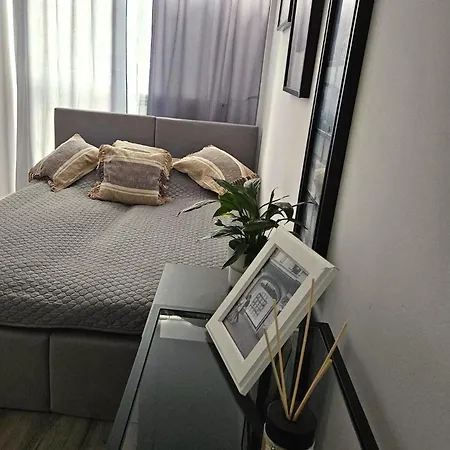 Apartment White Grzybowska Warsaw