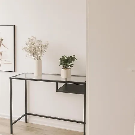 White Grzybowska * وارسو