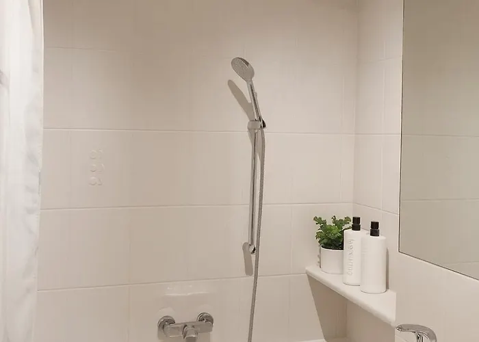 White Grzybowska Lejlighed Warszawa