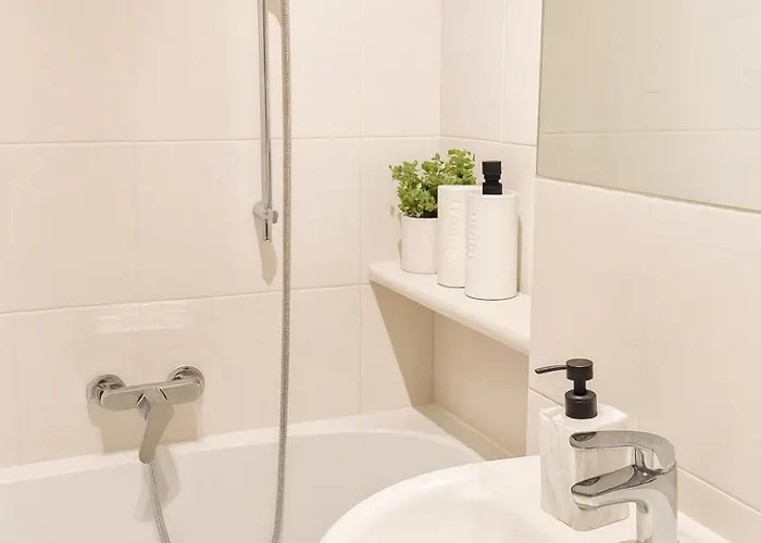 Lejlighed White Grzybowska